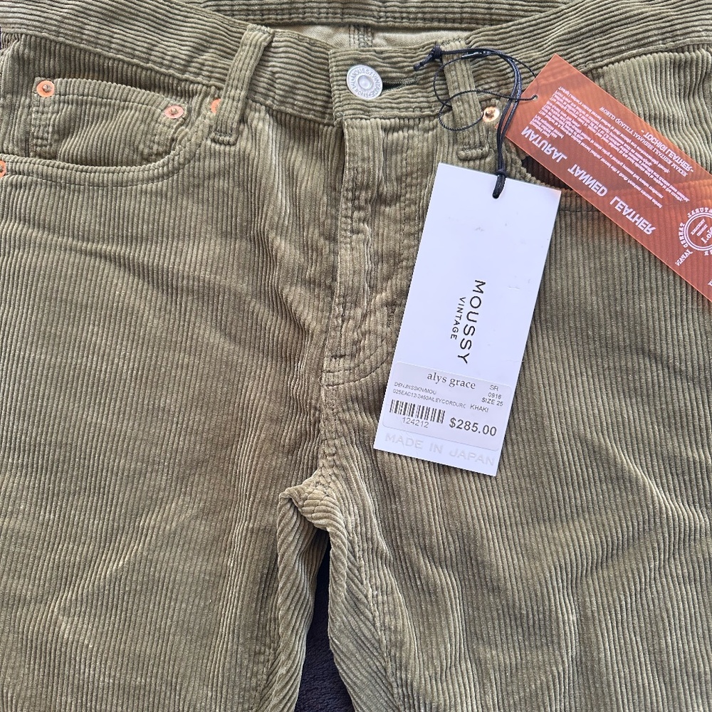 Moussy Vintage Corduroy Pants